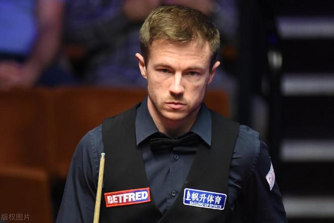 邮报：桅杆高度达200米，曼联建新球场还需经过当地机场批准.