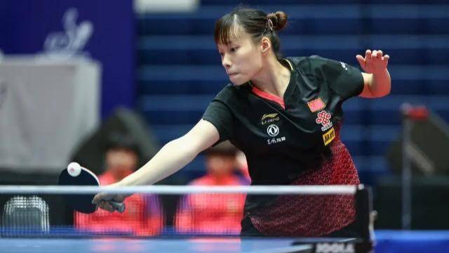 崭露头角 崭露头角